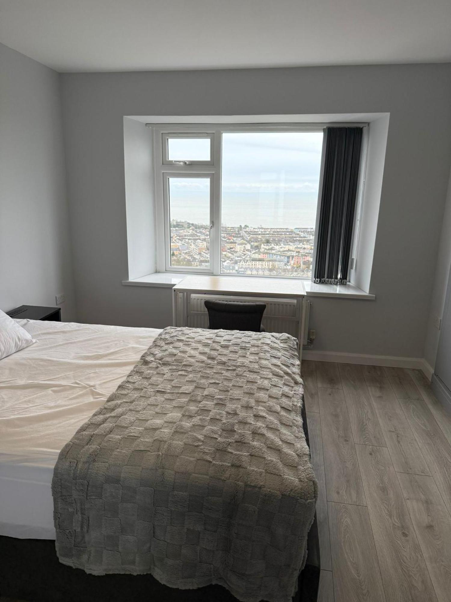 Guest house Luxury With Sea Views And Modern Conveniences